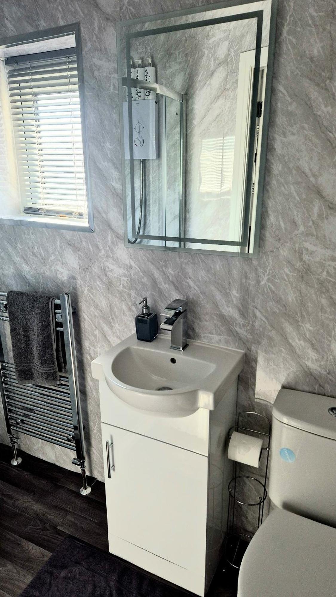 Deluxe Apartments On Mersey One Blackpool Extérieur photo